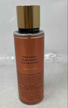 Load image into Gallery viewer, Victoria's Secret Amber Romance Fragrance Mist Radiant &amp; Nostalgic 250 ml.
