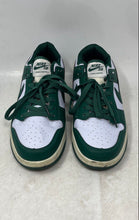 Load image into Gallery viewer, Nike Mens Dunk Low Green And White Leather Lace-Up Sneaker Shoes Size 9
