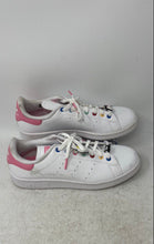 Load image into Gallery viewer, Adidas X Hello Kitty Girls Stan Smith ID7230 White Pink Sneakers Shoes Size 5.5
