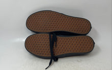 Load image into Gallery viewer, Vans Mens Atwood Black Round Toe Low Top Lace-Up Sneaker Shoes Size 9.5
