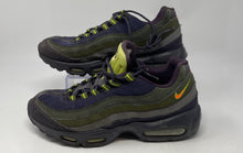 Load image into Gallery viewer, Authentic Nike Mens Air Max 95 609048-500 Dark Green Blue Sneakers Shoes Size 9
