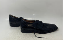 Load image into Gallery viewer, UV Signature Mens Black Square Toe Lace-Up Oxford Dress Shoes Size 10.5
