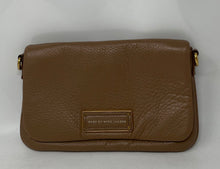 Load image into Gallery viewer, Authentic Marc By Marc Jacobs Womens Brown Leather Pebbled Clutch Purse
