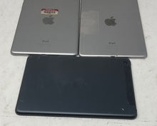 Load image into Gallery viewer, Lot Of 3 Pcs Apple iPads Touchscreen Mixed Tablets Not Tested Locked For Parts
