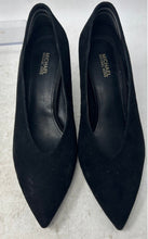 Load image into Gallery viewer, Michael Kors Womens Black Pointed Toe Slip-On Cone Pump Heels Size 8M
