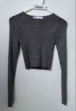 Load image into Gallery viewer, Zara Womens Gray Ribbed Knit Crew Neck Pullover Cropped Blouse Top Size Small
