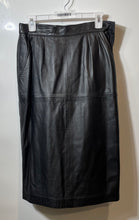 Load image into Gallery viewer, Siena New York Womens Black Leather Straight &amp; Pencil Skirt Sz 10 Missing Button

