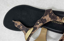 Load image into Gallery viewer, Michael Kors Womens Brown Printed Signature Print Thong Sandals Size 7.5M
