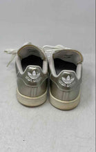 Load image into Gallery viewer, Adidas Womens Stan Smith Silver Low Top Lace-Up Sneaker Shoes Size 6
