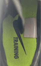 Load image into Gallery viewer, Nike Womens Air Zoom Strong 2 921335-001 Black Lace-Up Training Shoes Size 9
