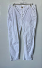 Load image into Gallery viewer, Loft Womens White Flat Front Slash Pockets Straight Leg Chino Pants size 4
