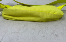 Load image into Gallery viewer, Lululemon Womens Neon Green Adjustable Strap Zip Top Lined Fanny Pack
