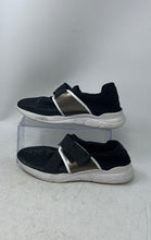 Load image into Gallery viewer, Guess Womens GW Valleri-T Black Round Toe Low Top Slip-On Sneaker Shoes Size 8 M
