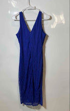 Load image into Gallery viewer, Guess Womens Blue Sleeveless Collarless Back Zipper Keyhole Sheath Dress Size 4
