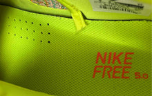 Load image into Gallery viewer, Nike Womens Free TR Flyknit 5.0 Multicolor Low Top Lace-Up Sneaker Shoes Size 9
