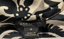 Load image into Gallery viewer, Ann Taylor Womens Black White Floral Print Puff Sleeve Blouse Top Size Medium
