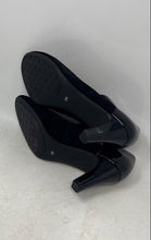 Load image into Gallery viewer, Giani Bernini Womens Velmah Black Suede Mary Jane Pump Heels Size 11M
