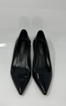 Load image into Gallery viewer, Via Spiga Womens Black Patent Leather Slip-On Pointed Toe Pump Heels Size 7 M

