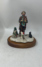 Load image into Gallery viewer, Stanton Arts Emmett Kelly A Christmas Carol First Edition 9900 Clown Figurine
