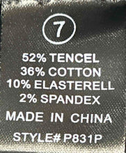 Load image into Gallery viewer, Fashion Nova Womens Black Denim Stretch Distressed Skinny Leg Jeans Size 7

