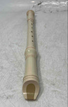 Load image into Gallery viewer, Yamaha YRS-24B Beige Woodwind Instrument Beginner Soprano Recorder Flute
