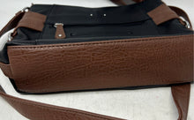 Load image into Gallery viewer, Stone Mountain Womens Black Brown Leather Outer Pocket Medium Crossbody Bag
