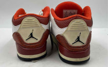 Load image into Gallery viewer, Authentic Nike Boys DV7027-108 White Orange Leather Basketball Shoes Size 1.5Y
