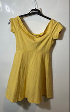 Load image into Gallery viewer, Old Navy Womens Yellow White Striped Off-The-Shoulder Mini Dress Size S
