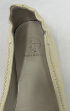 Load image into Gallery viewer, Authentic Tory Burch Womens Reva Ivory Slip-On Ballet Flats Size 7M Damaged
