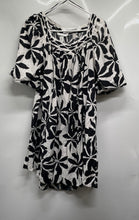 Load image into Gallery viewer, H&amp;M Womens Black White Printed Balloon Sleeve Tunic Dress Size Medium
