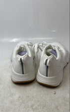 Load image into Gallery viewer, Crane Womens 843051 White Round Toe Low Top Lace-Up Sneaker Shoes Size 8
