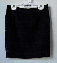 Load image into Gallery viewer, Forever 21 Womens Black Lace Side Zip Straight &amp; Pencil Skirt Size Small
