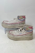 Load image into Gallery viewer, Reebok Girls White Pink Floral Print High Top Lace-Up Sneakers Shoes Size 3
