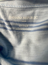 Load image into Gallery viewer, Banana Republic Mens Vintage Gray Blue Striped Cotton Short Sleeve T-Shirt Sz L
