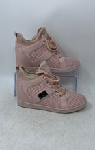 Load image into Gallery viewer, Guess Womens Pink Round Toe Mid Top Lace-Up Fashion Sneakers Shoes Size 6 M
