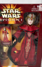 Load image into Gallery viewer, Vintage Hasbro Star Wars Episode 1 Royal Elegance Queen Amidala Action Figure

