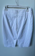 Load image into Gallery viewer, Bebe Womens White Back Zip Slit Knee-Length Straight &amp; Pencil Skirt Size 6
