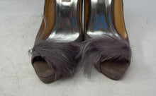 Load image into Gallery viewer, Badgley Mischka Womens Ginnie Gray Peep Toe Slip-On Stiletto Pump Heels Size 8M
