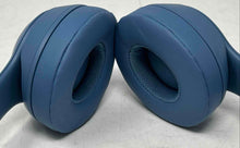 Load image into Gallery viewer, Beats by Dr. Dre Solo4 Blue Wireless Bluetooth On Ear Headphones With Case NCL
