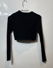 Load image into Gallery viewer, Forever 21 Womens Black Long Sleeve Button Cropped Cardigan Sweater Size Small
