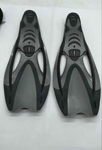 Load image into Gallery viewer, U.S. Divers Cozumel Swim Mask And Proflex Fins Snorkeling Set With Gear Bag
