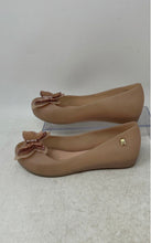 Load image into Gallery viewer, Mini Melissa UltraGirl Girls Beige Round Toe Slip-On Butterfly Ballet Flats Sz 1
