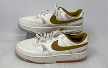 Load image into Gallery viewer, Nike Womens Gamma Force White &amp; Brown Low Top Lace-Up Sneaker Shoes Size 9
