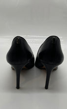 Load image into Gallery viewer, Coach Womens Vonna A00157 Black Leather Pointed Toe Stiletto Pump Heels Size 5B
