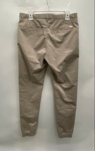 Load image into Gallery viewer, Boss Hugo Boss Mens Dark Beige Flat Front Pockets Tapered Leg Chino Pants Sz 30R
