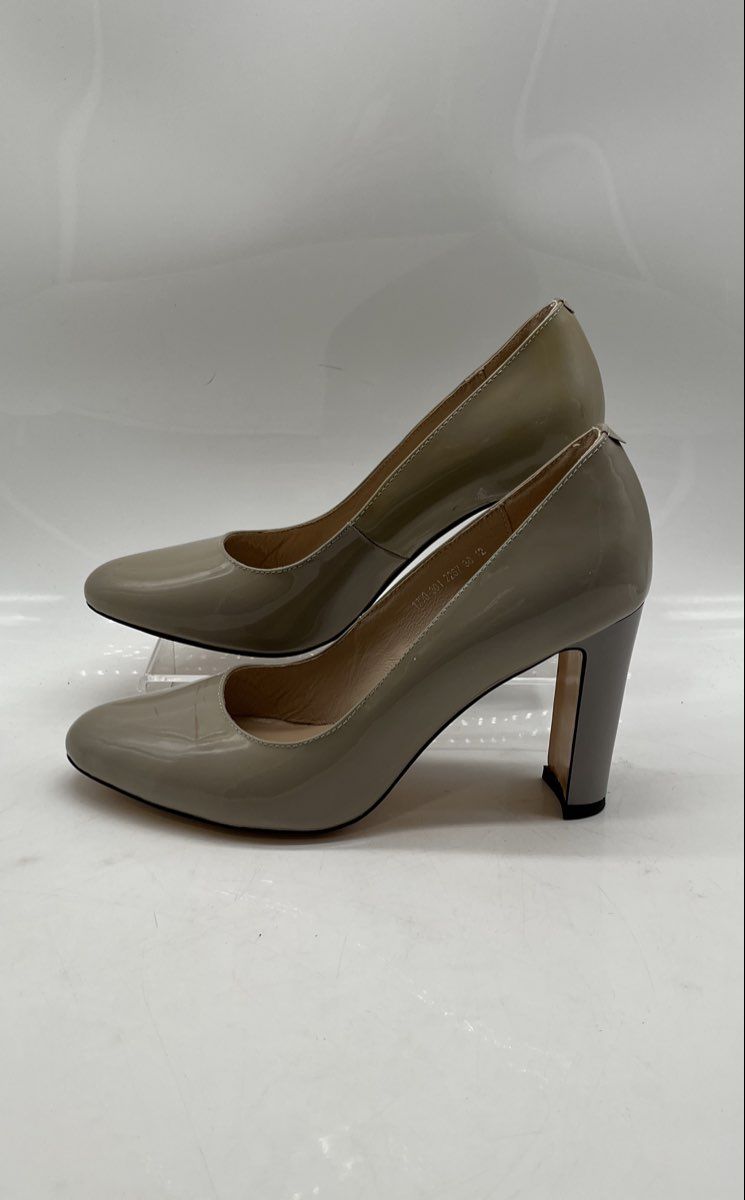 Angelo Vani Womens Cream Round Toe Slip-On Block Pump Heels Size EU 38