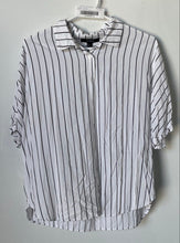 Load image into Gallery viewer, Forever 21 Womens White Black Striped Short Sleeve Collared Button-Up Shirt Sz S
