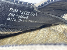 Load image into Gallery viewer, Authentic Tory Burch Womens Blue Slip-On Espadrille Flats Size 5.5M Damaged
