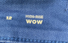 Load image into Gallery viewer, Old Navy Womens Blue Flat Front Regular Fit High-Rise Wow Chino Shorts Size 12
