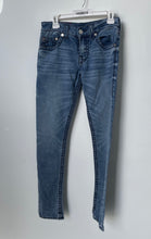 Load image into Gallery viewer, True Religion Mens Blue Denim Medium Wash Low-Rise Skinny Leg Jeans Pants Sz 29
